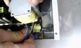 液晶显示器电源维修