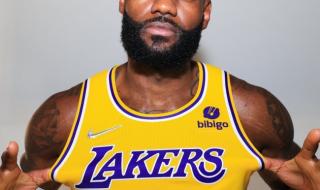 詹姆斯湖人几号球衣 詹姆斯湖人几号球衣